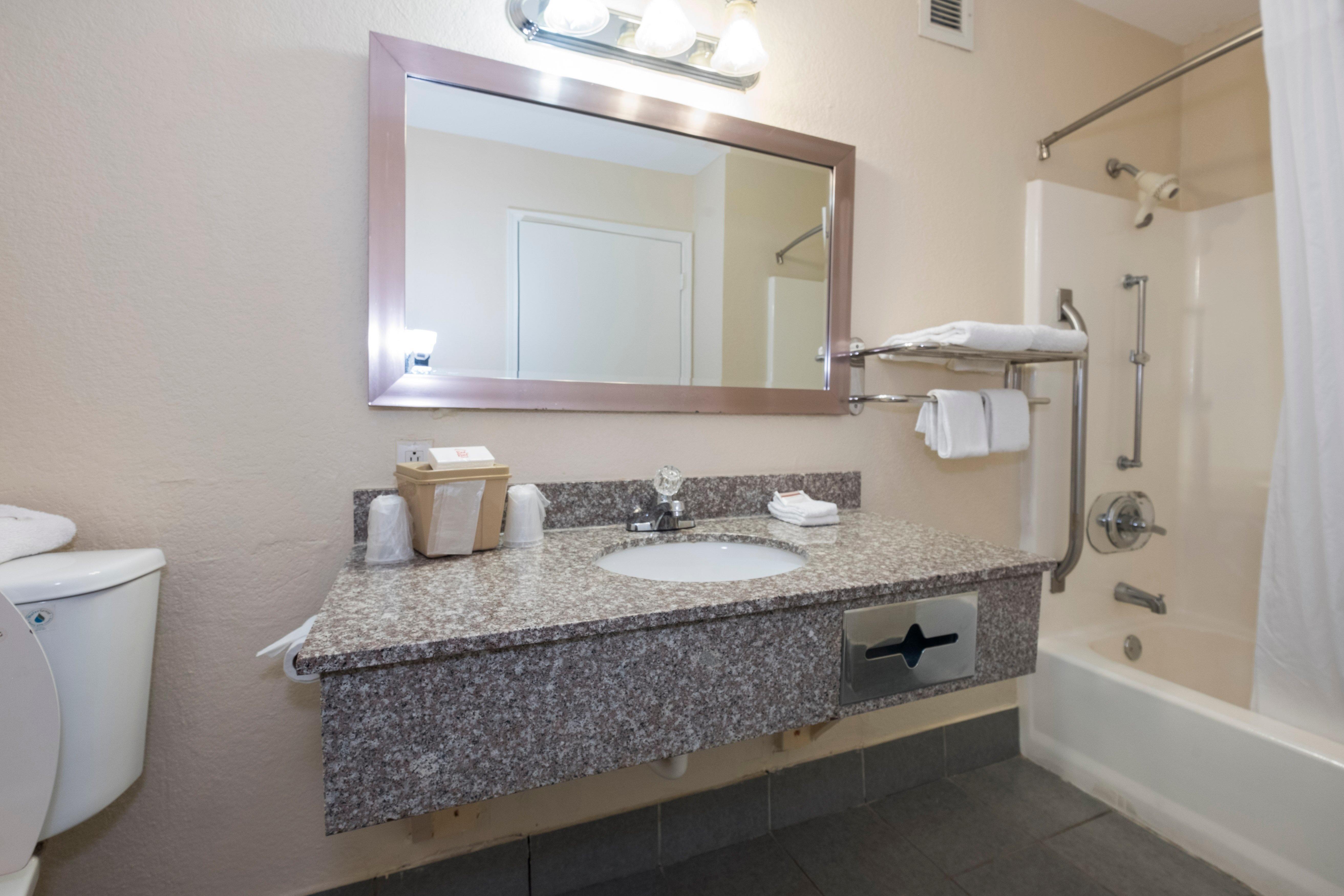 Red Roof Inn Mobile - Midtown Екстериор снимка