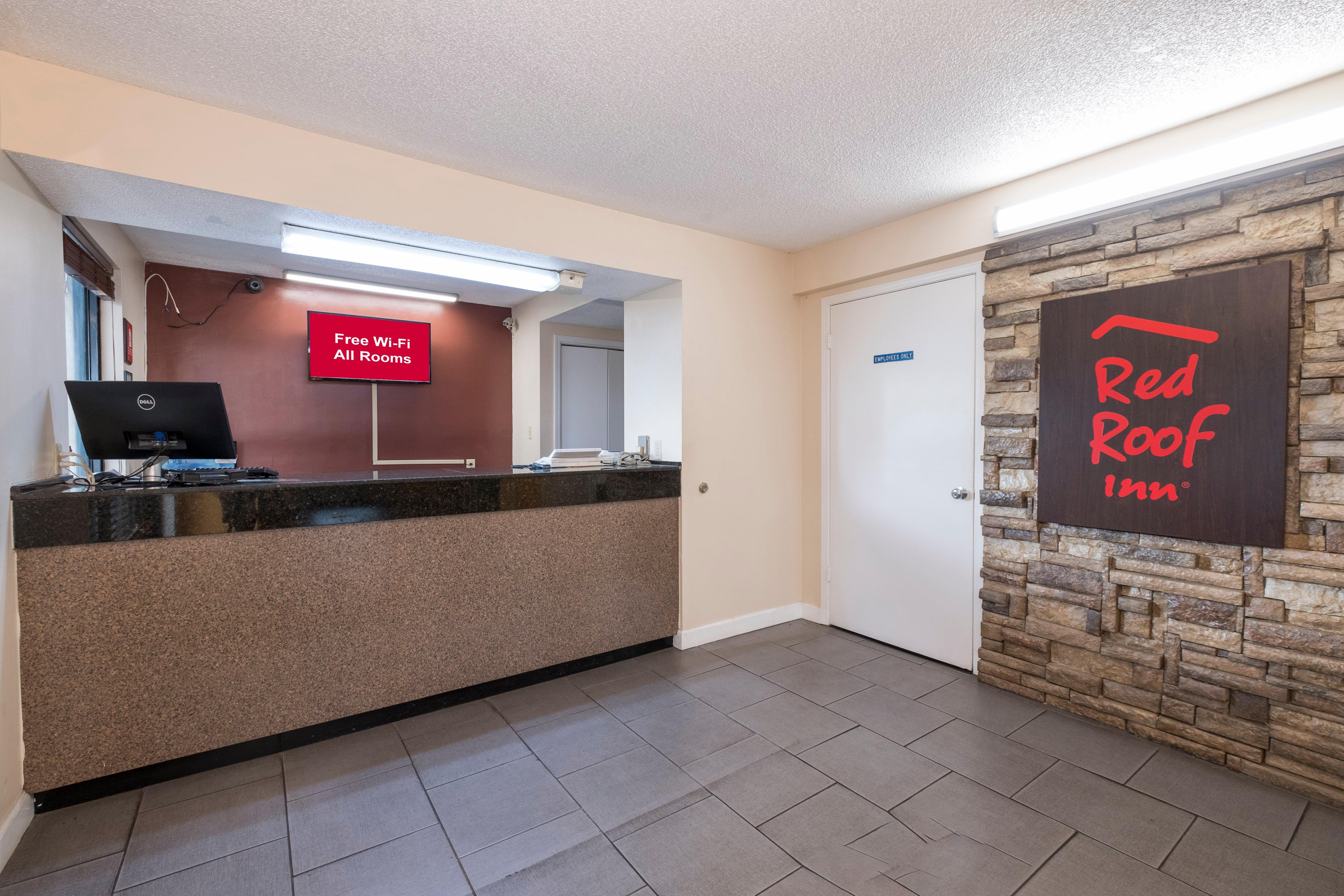Red Roof Inn Mobile - Midtown Екстериор снимка
